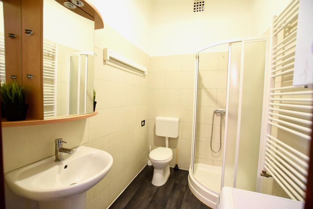 Budget Apartment by Hi5 - Váci street 44 Budapest Esterno foto